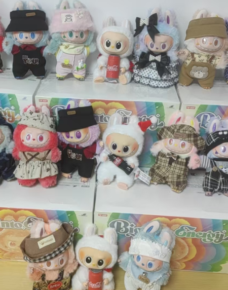 Lafufu doll blind box. - Image 2
